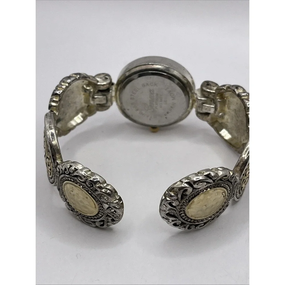 Geneva Platinum Women's Watch Cuff Bracelet Silver Tone‎ 26mm - New Battery